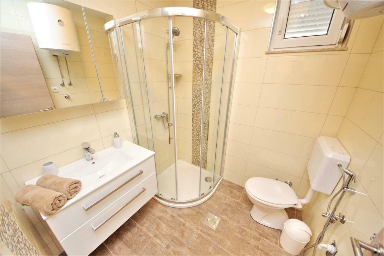 Gabi 3 Appartement Zadar Buitenkant foto