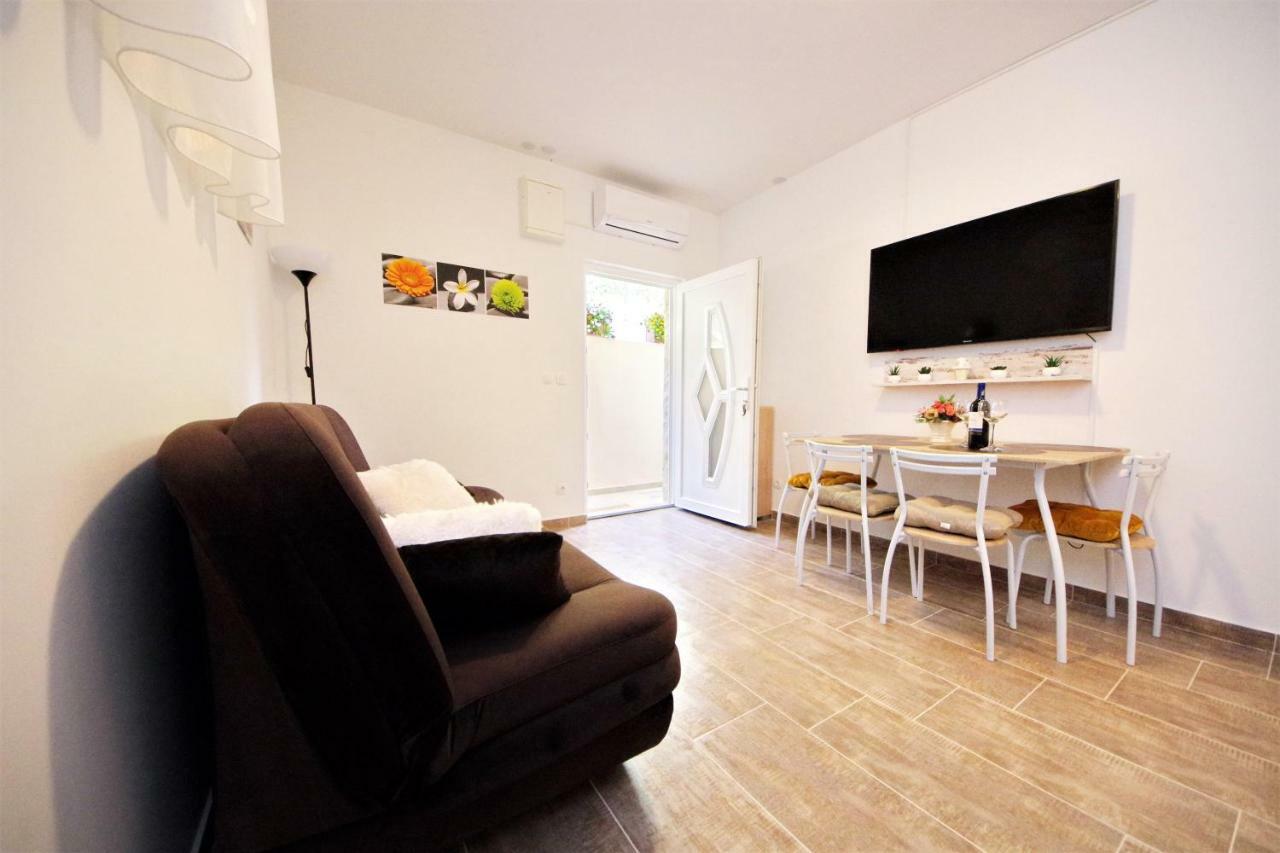 Gabi 3 Appartement Zadar Buitenkant foto