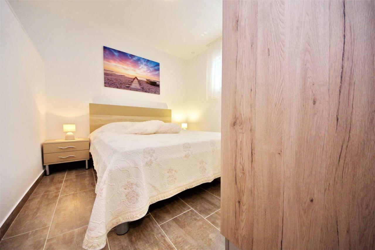 Gabi 3 Appartement Zadar Buitenkant foto