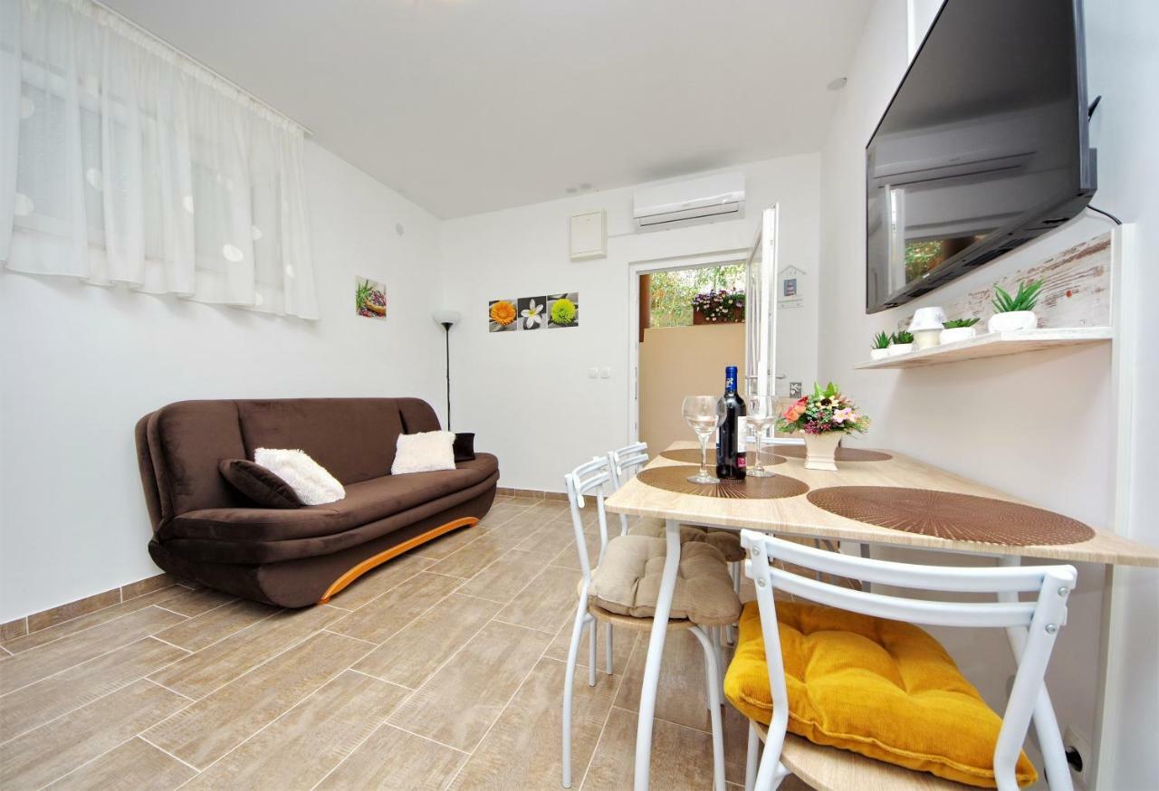 Gabi 3 Appartement Zadar Buitenkant foto