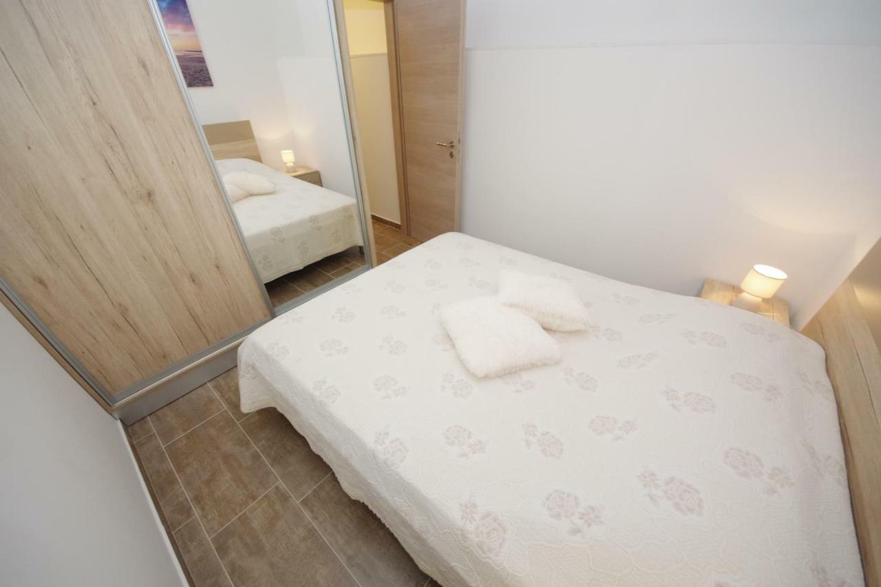 Gabi 3 Appartement Zadar Buitenkant foto